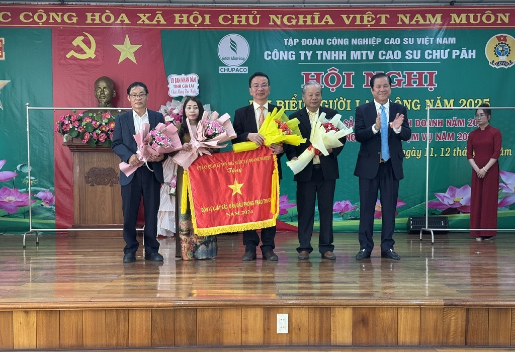 Cao su Chư Păh góp phần phát triển kinh tế, xã hội địa phương